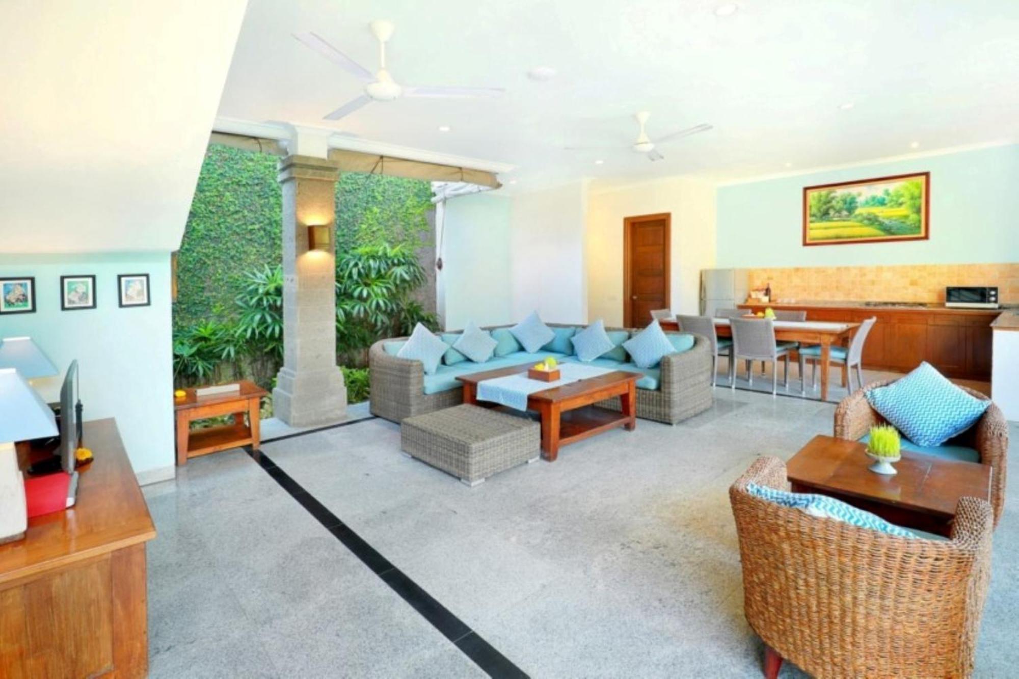 Kecapi Villa Seminyak By Ini Vie Hospitality Exteriör bild