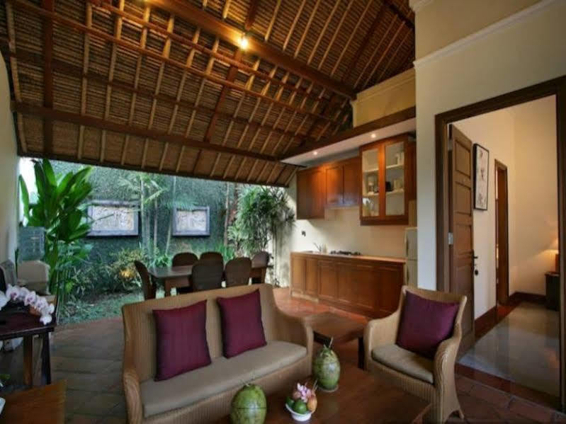 Kecapi Villa Seminyak By Ini Vie Hospitality Exteriör bild